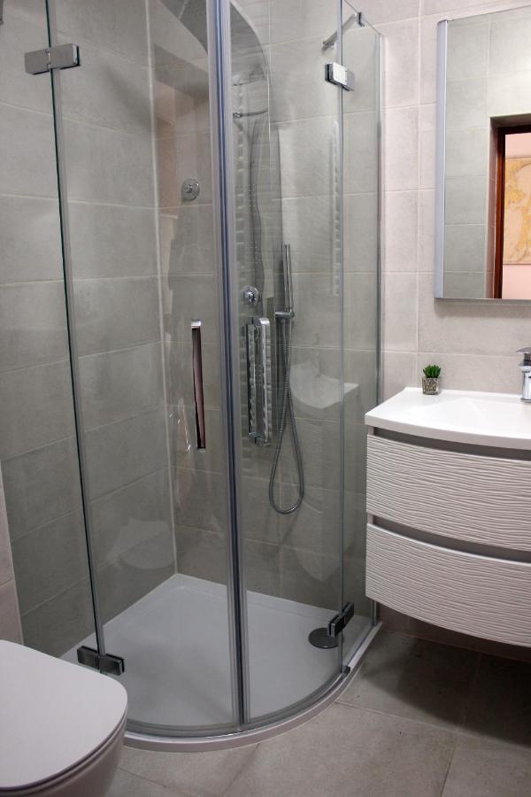 Apartment Krajacic Krk Town Esterno foto